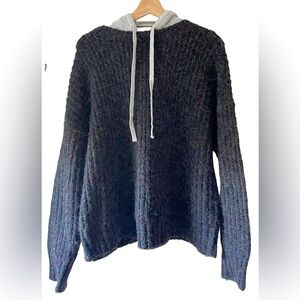 Aerie Sweatshirt‎ Sweater Medium Cozy For Fall